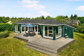 Scenic Summer House Near Quiet Lapping Waves, Kirke Hyllinge